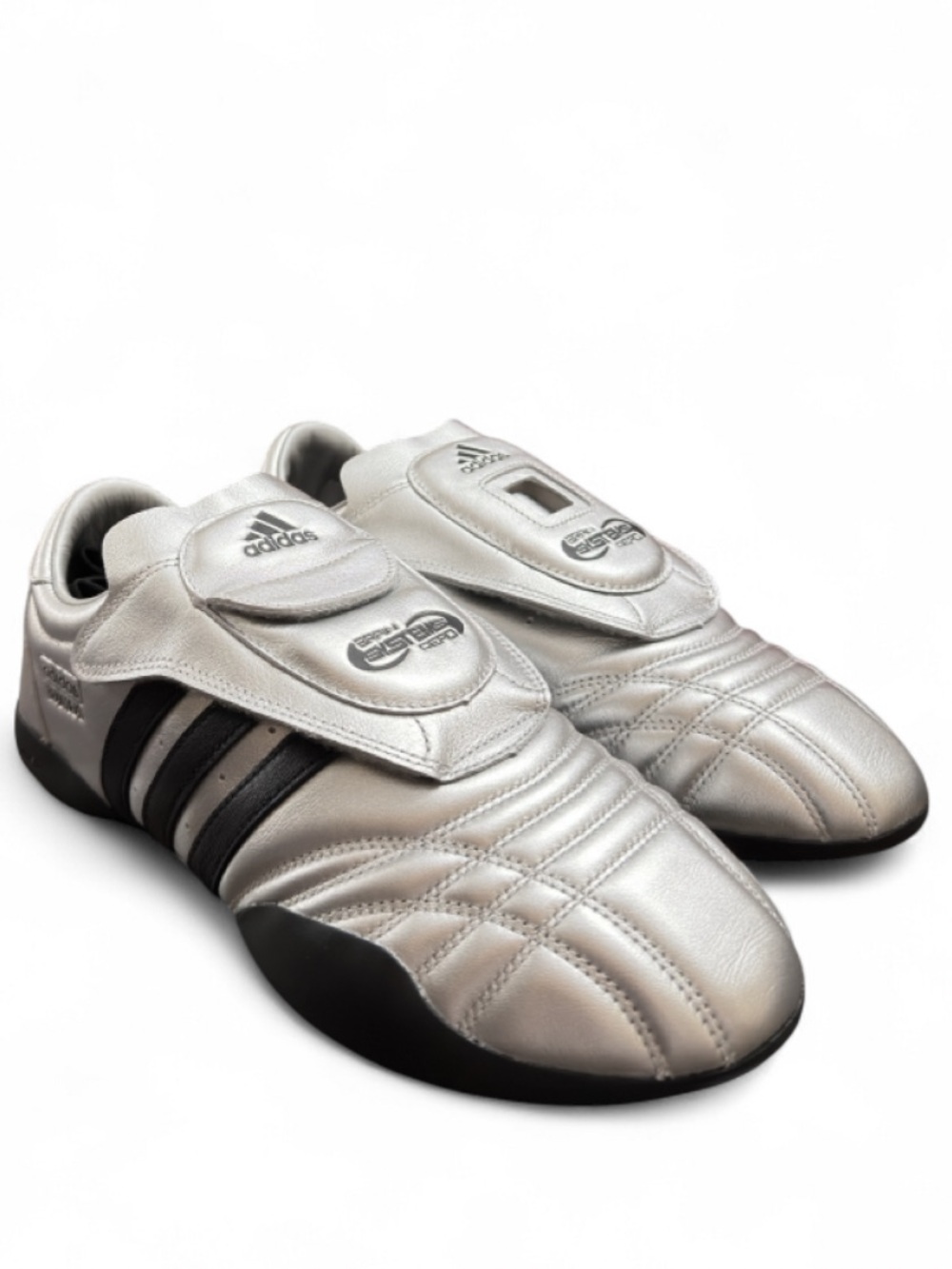 Brain Dead x adidas Techwondo ‘Metallic Silver’ Size US Men’s 9.5/Wmn 10.5 (NEW)